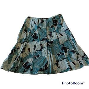 Ann Taylor pleated skirt 0